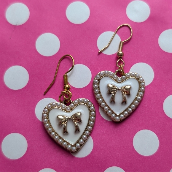 Gold and White Valentine's Day Heart Earrings with Bow Design - Picture 2 of 4